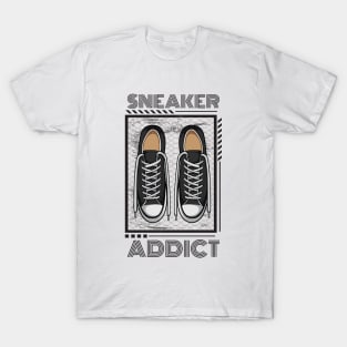 Retro Canvas Sneaker Addict T-Shirt